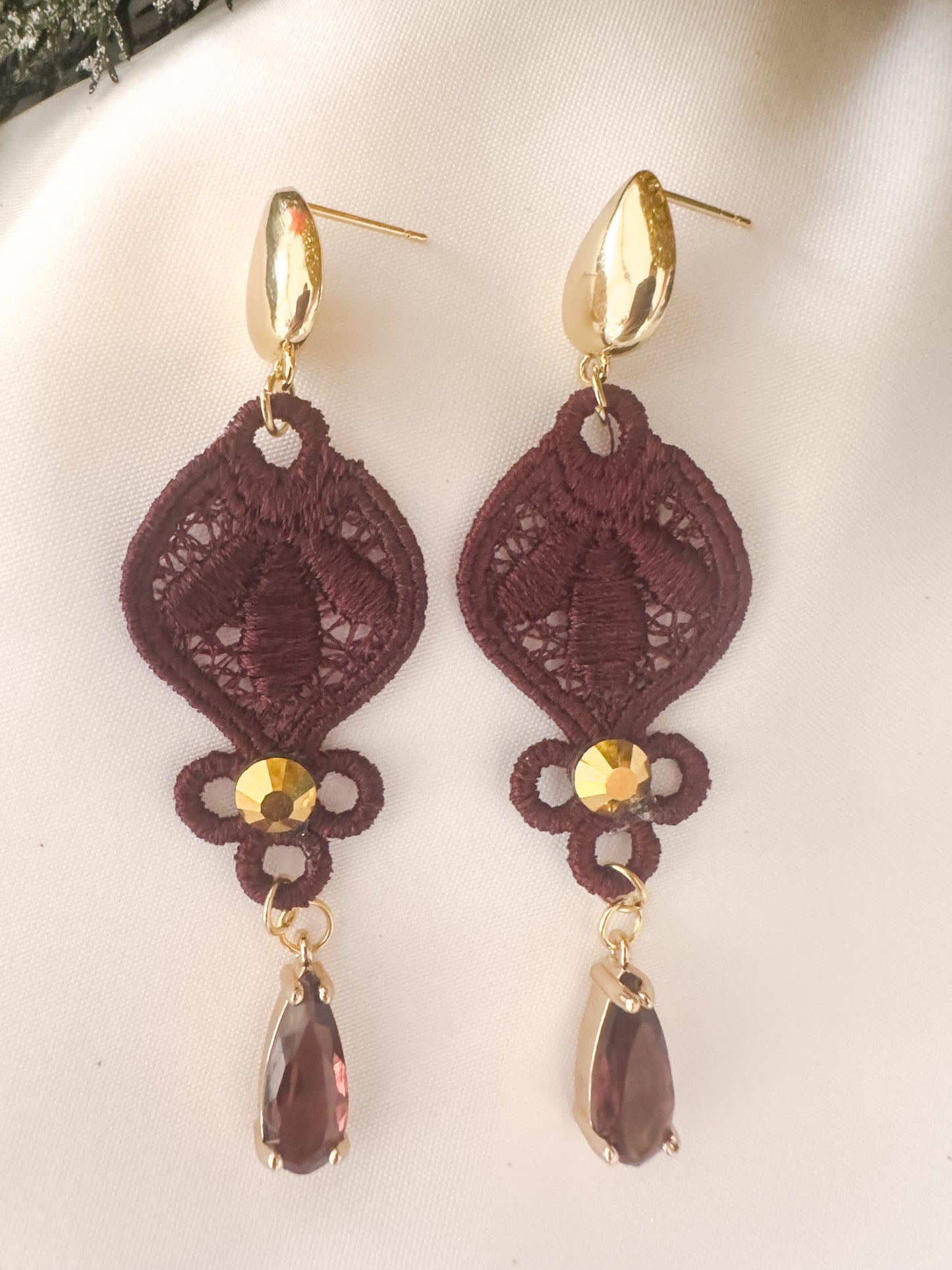 Flor de Diciembre Earrings