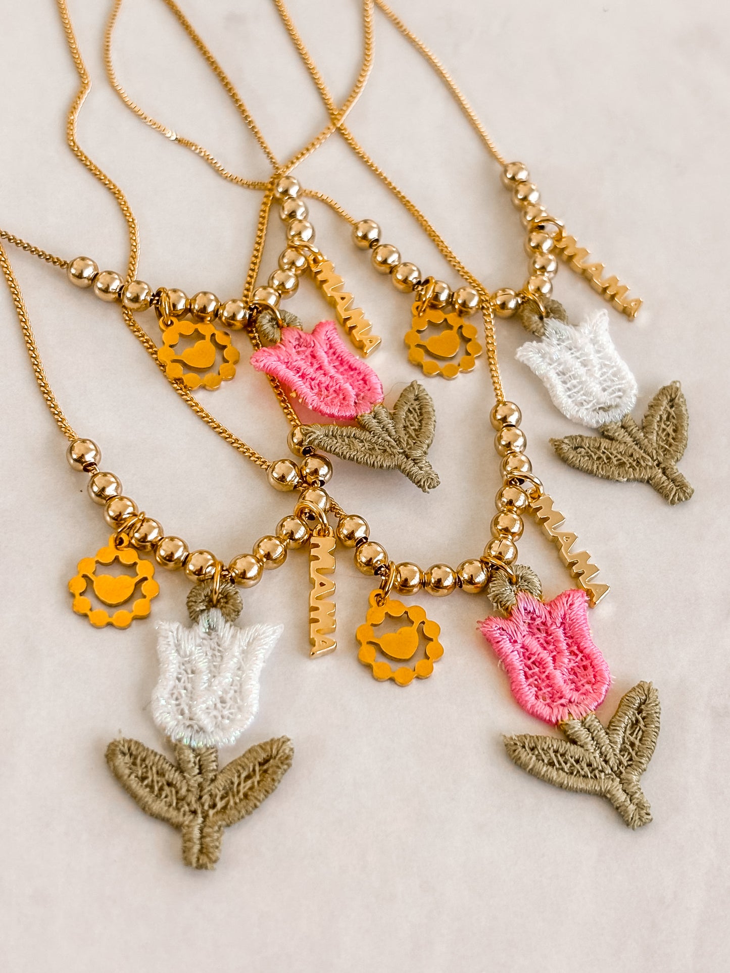 Tulip Necklace (Mamá)