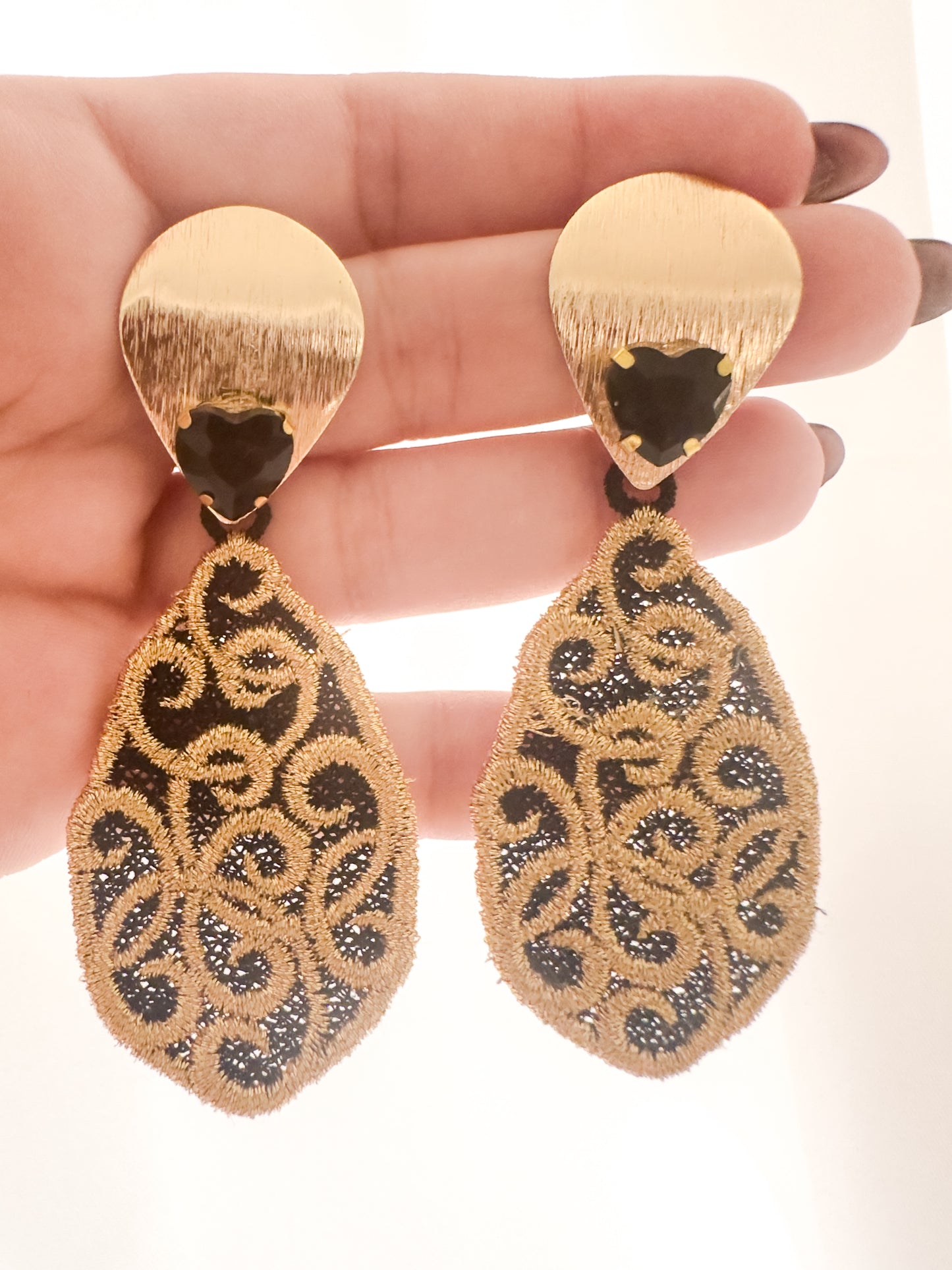 Noche de Amor Earrings