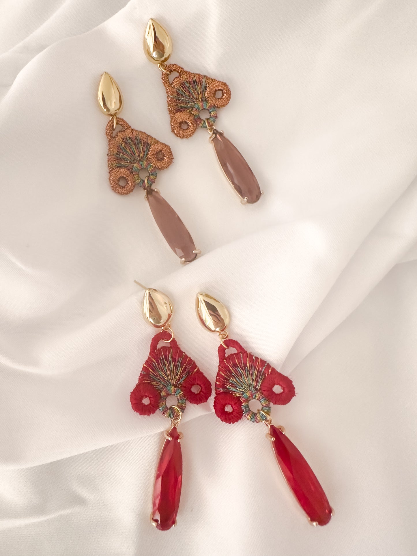 Encanto de Navidad Earrings