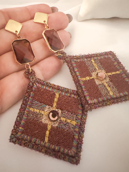 Cita de Diciembre Earrings